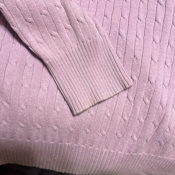 Kim Rogers - LP - Lavender Cable Stitch, VNeck- Pull-Over Light Weight Sweater - Picture 7 of 7
